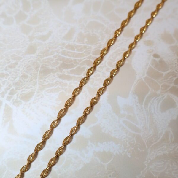 Chain - Image 2