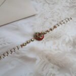 Handcrafted 22kt gold Shishphool jewellery with freshwater pearls and Kundan detailing for weddings.