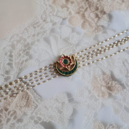 22kt gold Shishphool with Kundan stones and freshwater pearls – traditional Indian bridal head ornament