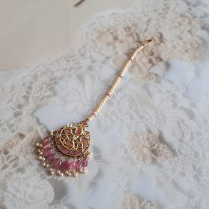 22kt gold maang tikka with diamond polkis and rubies – traditional Indian bridal jewellery